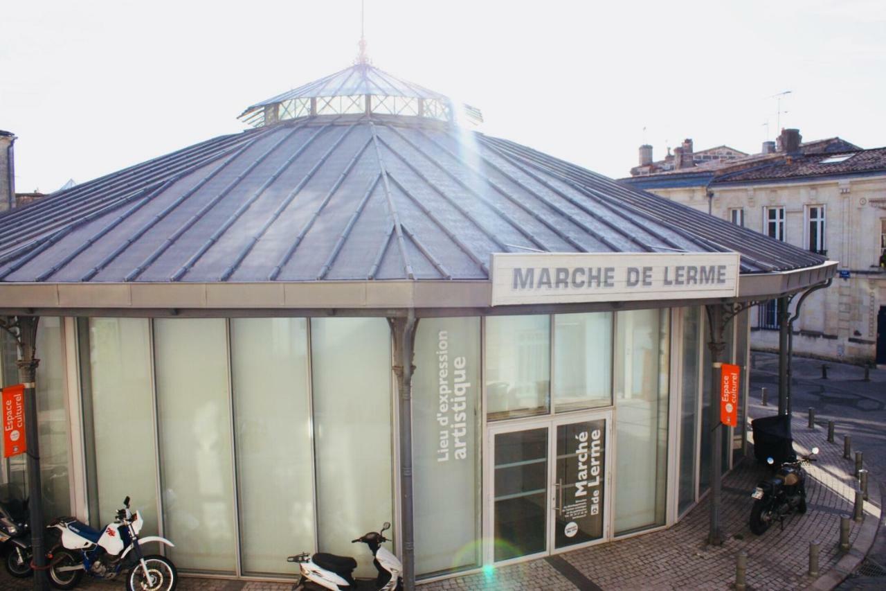 Charmant T2 Place De Lerme Bordeaux Exteriör bild